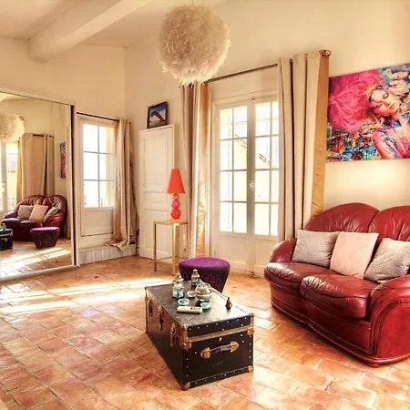 Les Remparts Location 4* Antibes