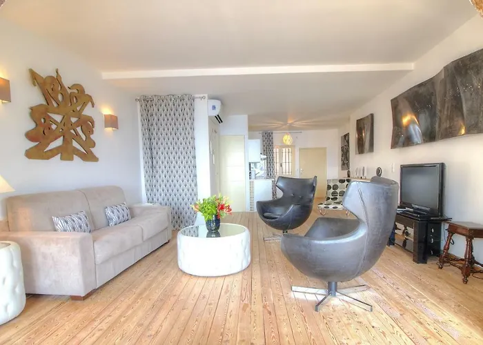 Les Remparts Location *