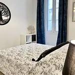 Les Remparts Location 4* Antibes