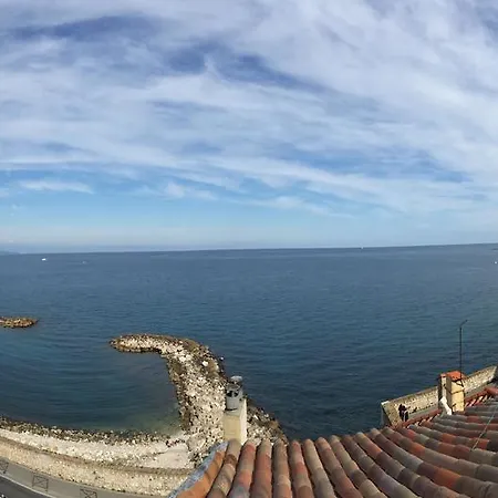 Les Remparts Location Апарт-отель Антиб