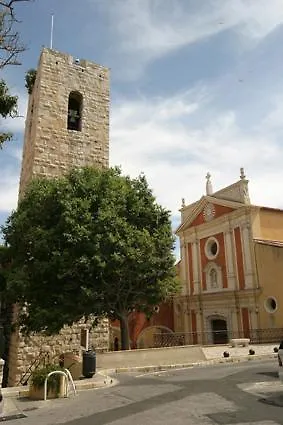 Les Remparts Location