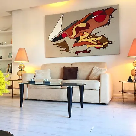 Les Remparts Location * Antibes