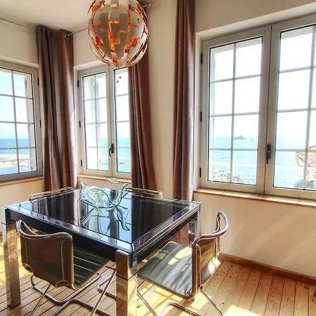 Les Remparts Location * Antibes