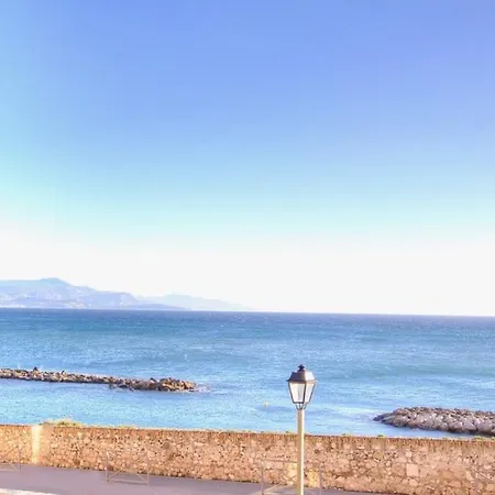 Les Remparts Location Apartment