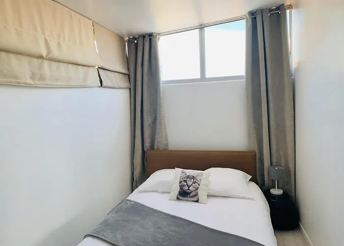 Apartment Les Remparts Location Antibes