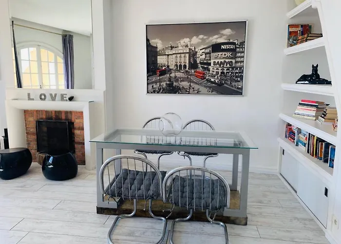 Les Remparts Location * Antibes