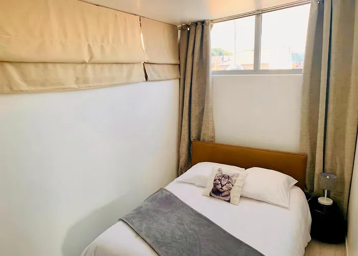 Les Remparts Location * Antibes