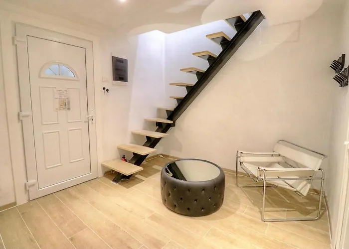 Les Remparts Location Apartment