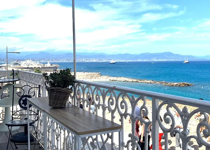 Les Remparts Location Apartment Antibes